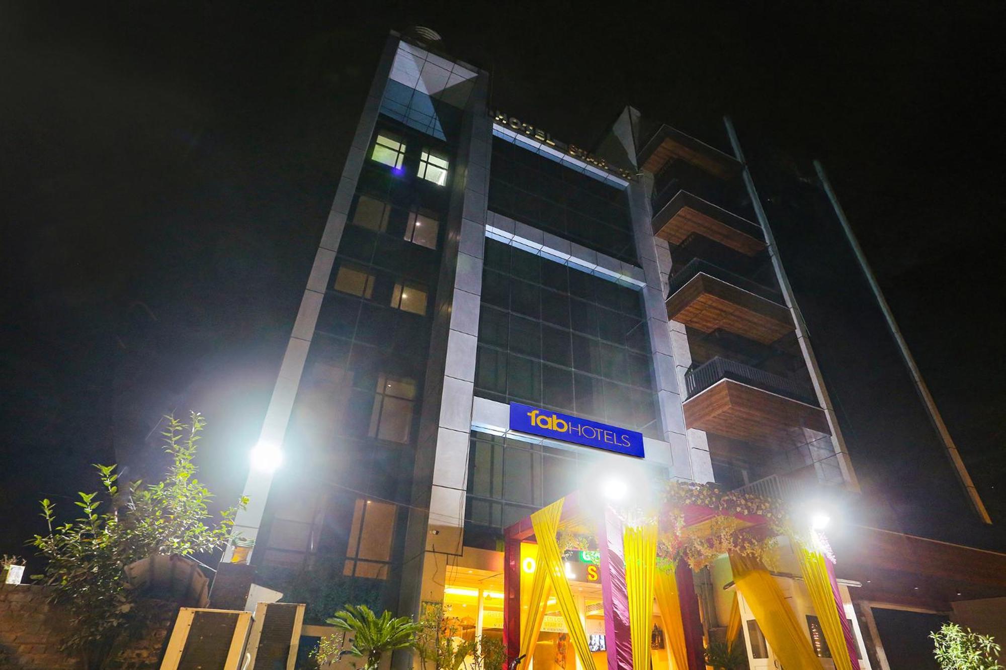 Fabhotel Prime Star 17 - Nr Yashobhoomi Convention Centre Deli Exterior foto