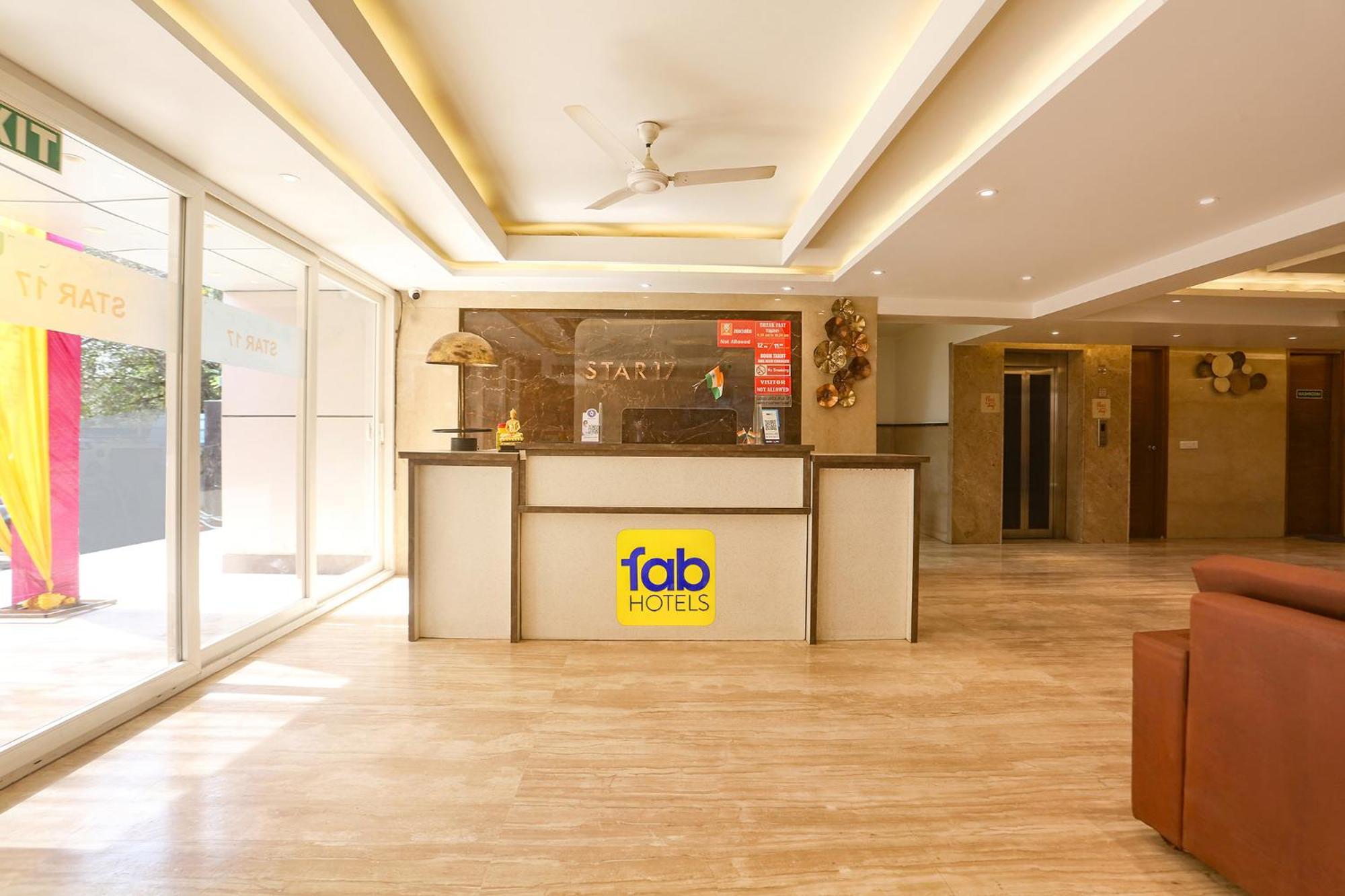 Fabhotel Prime Star 17 - Nr Yashobhoomi Convention Centre Deli Exterior foto
