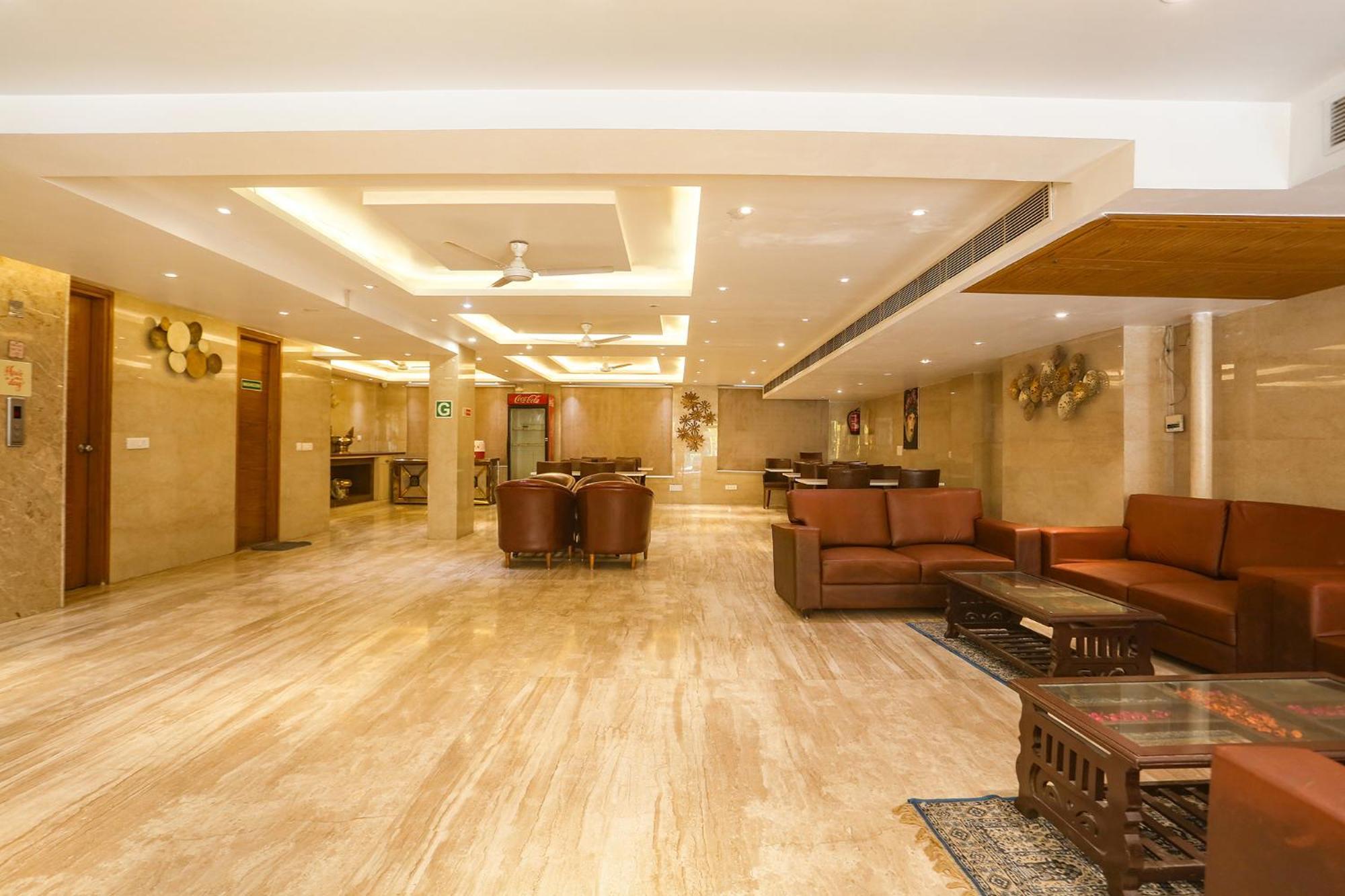 Fabhotel Prime Star 17 - Nr Yashobhoomi Convention Centre Deli Exterior foto