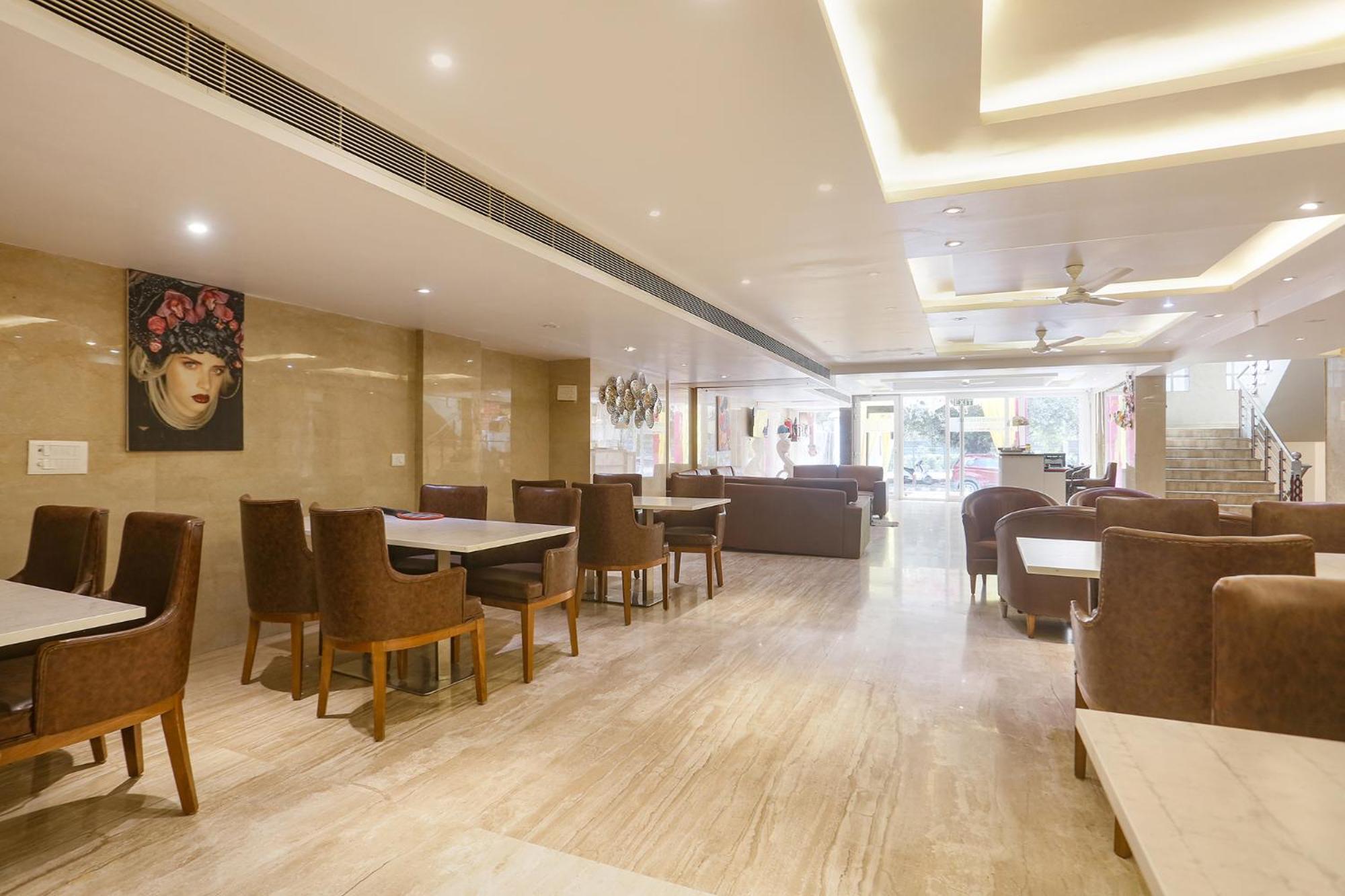 Fabhotel Prime Star 17 - Nr Yashobhoomi Convention Centre Deli Exterior foto